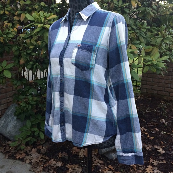 Hollister Blue and White Plaid Flannel Shirt  - Size Large - Picture 2 of 8